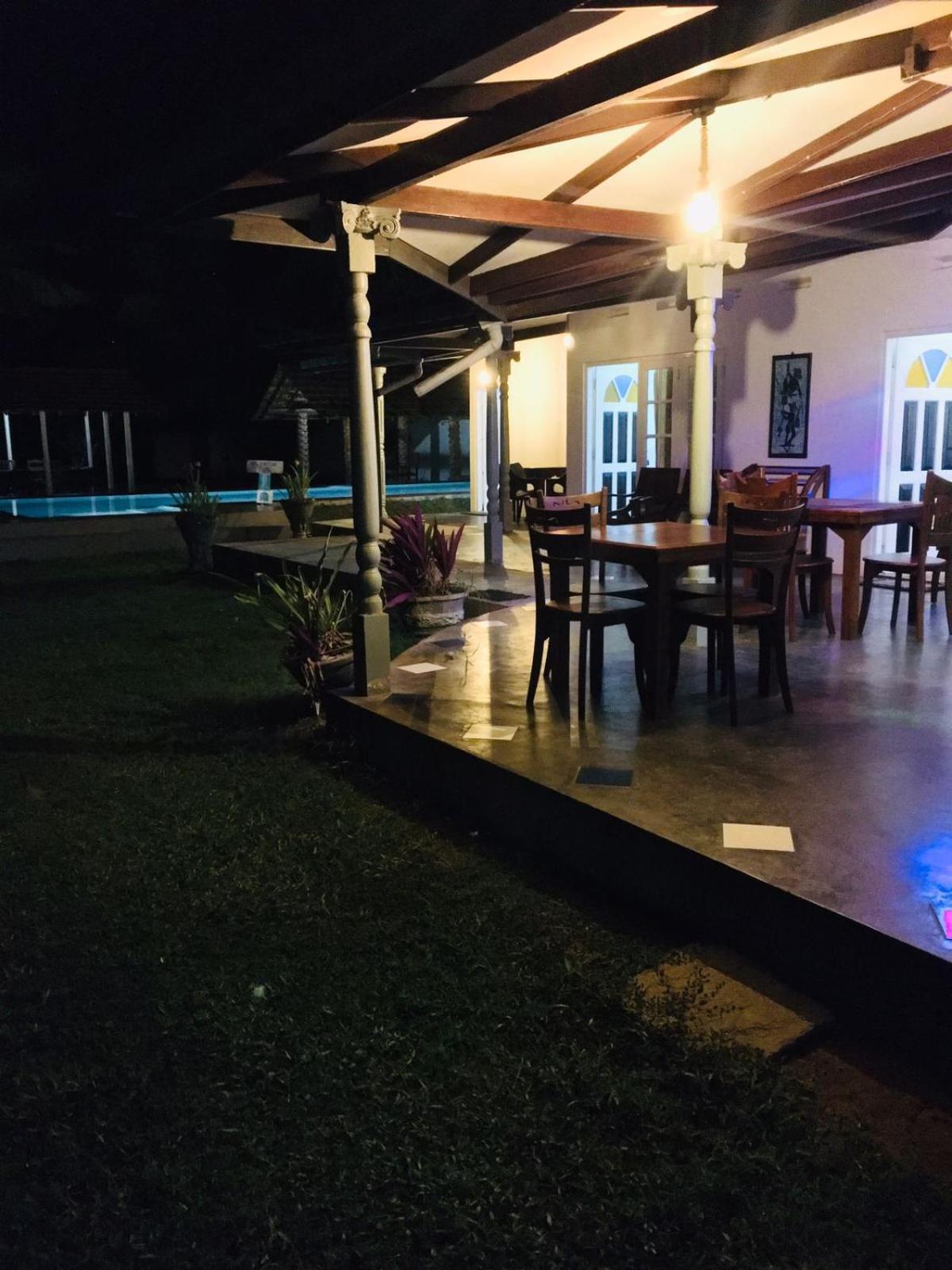 Avin Beach Villa Unawatuna Zewnętrze zdjęcie